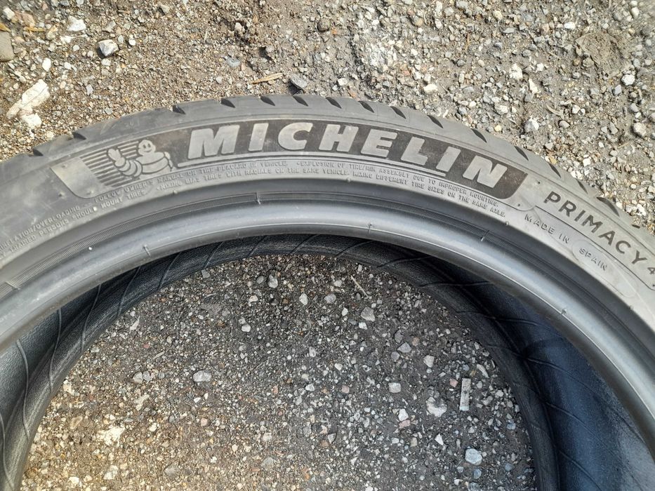 Продава една гума 225 40 18 цола,Мишелин,лятна,ДОТ 2021