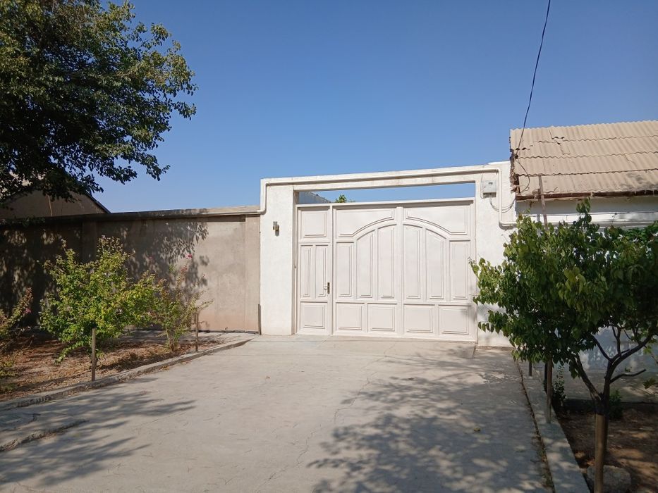 Ховли сотилади, шахар марказидан