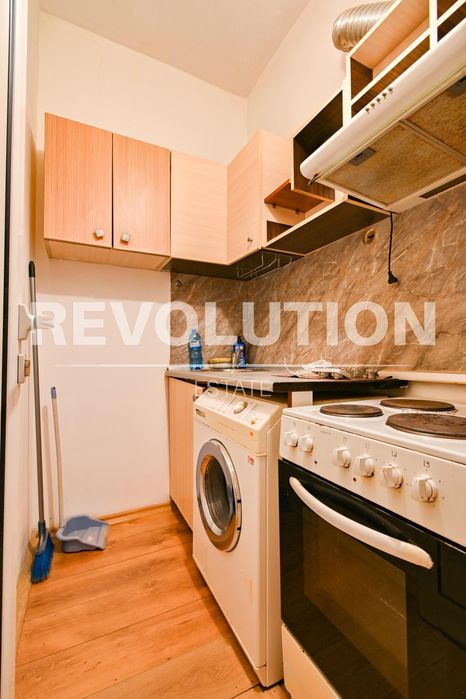 Дава се под наем Тристаен апартамент в София, Лозенец - 75 кв.м за 600 € - Снимка #4