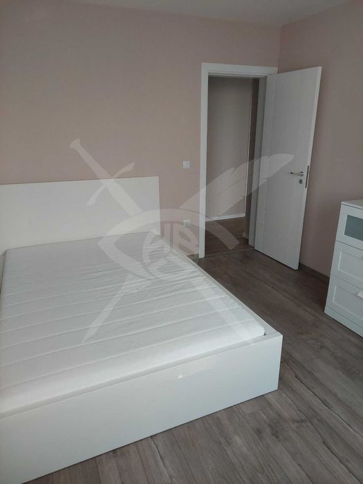 Продава се Тристаен апартамент в Варна, Базар Левски - 79 кв.м за 2406 €/кв.м - Снимка #4
