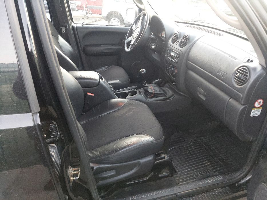 Vand jeep cherokee 2.5 manual