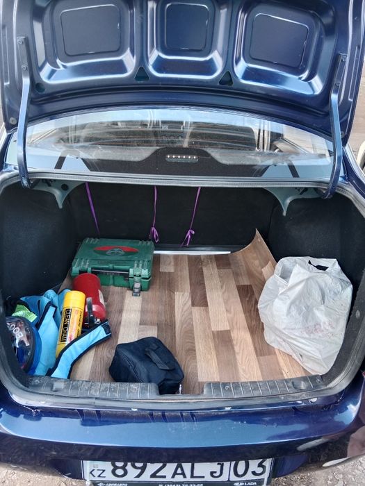 Продам машину Гранта