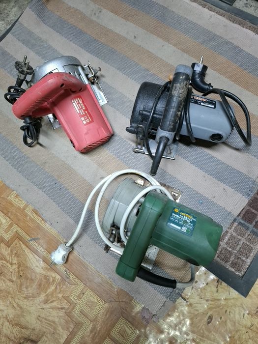 Болгарка,  дрель, пчелки.