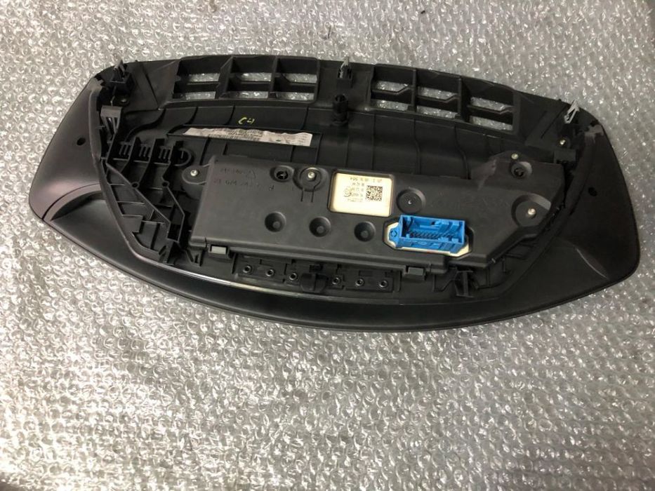 display bord citroen c4