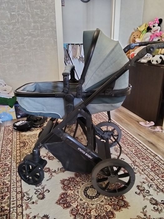 Продам коляску всесезонная