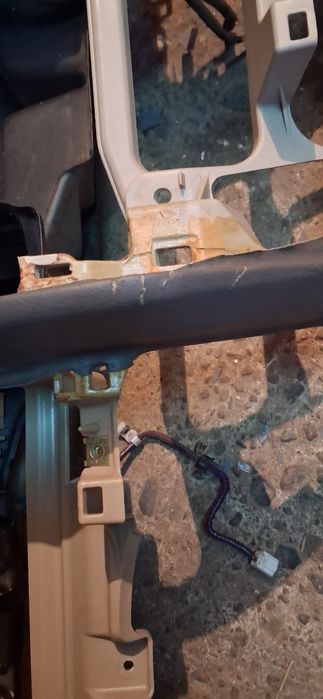 Продам панель на Тойота Прадо 120