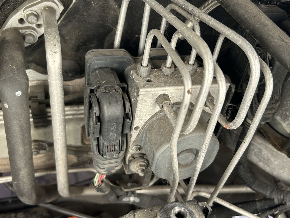 Dezmembrez Renault Zoe generatia 1 ( 2012-2019 )