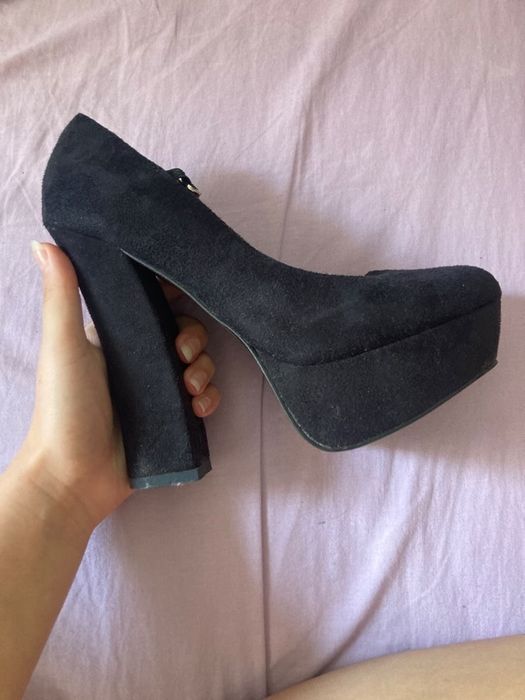 Обувки на ток