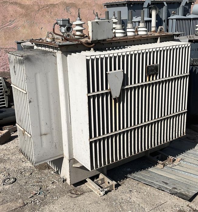 Электрик с опытам допуск до 10000