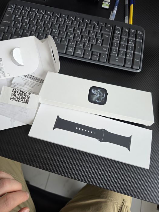 Apple watch series 11 46 mm Jet black