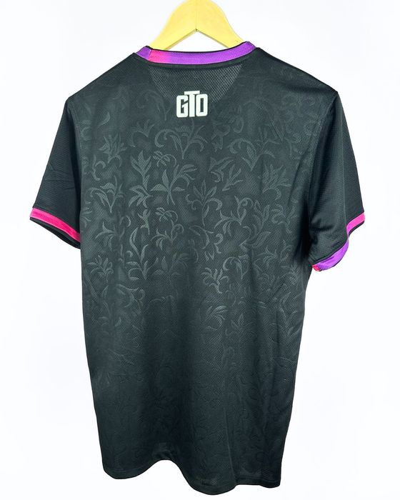 ПСЖ фенска екип, PSG