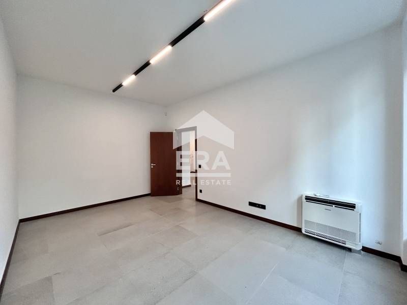 Дава се под наем Офис в София, Кръстова вада - 106 кв.м за 2244 € - Снимка #5