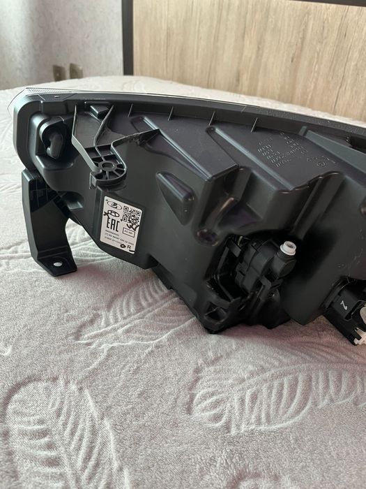 Фара на ладу Весту