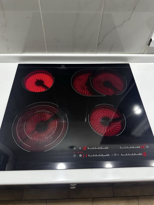 Индукционная плита