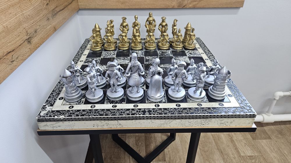 Shaxmat sotiladi xolati ideal razmeri 53 sm 53sm