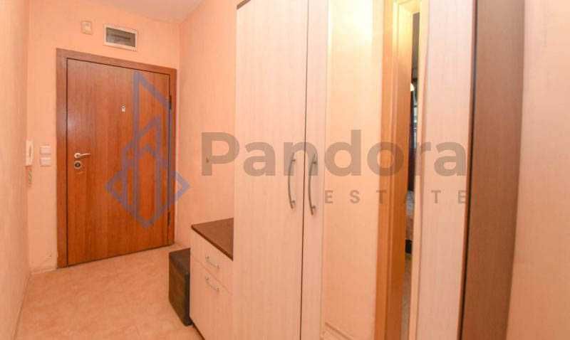 Двустаен апартамент под наем в кв. Хладилника