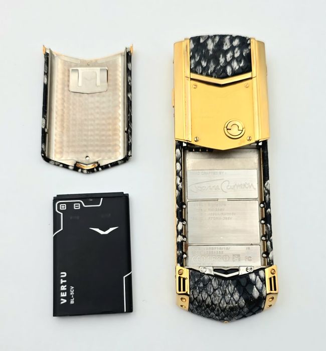 Vertu Signature S