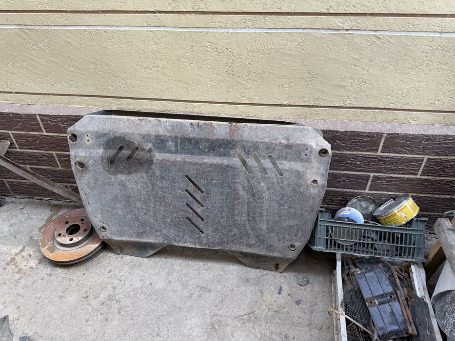 Защита картера (двигателя)