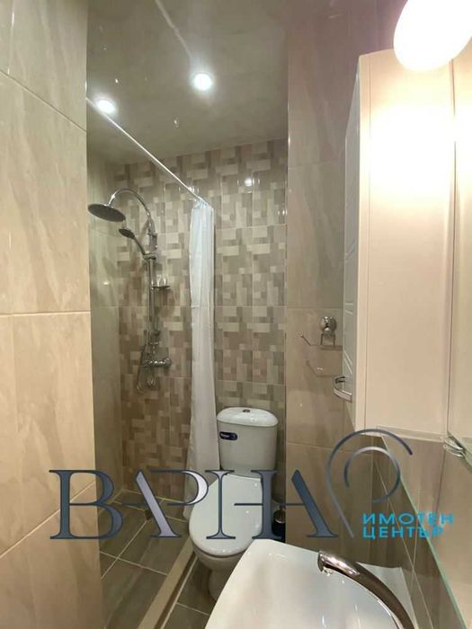 Дава се под наем Двустаен апартамент в Варна, Център - 62 кв.м за 383.52 € - Снимка #6