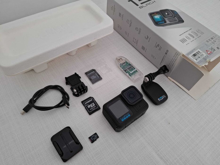 GoPro 13 Black - Нова + Подаръци