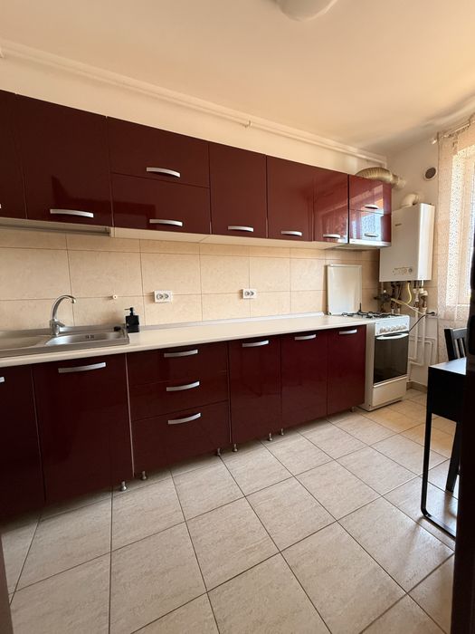 Proprietar Garsoniera 41 MP Loc Parcare Metrou Aparatorii Patriei Mobilata Utilata Bloc Nou
