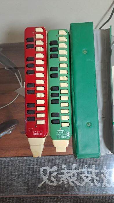 2 бр Флейтй:1-Hohner Melodia Soprano-Германия,2-Hohner Melodica Alto-