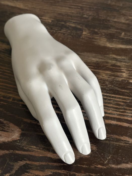 Манекен торс, 2 броя мъжки и 2 дамски. Гъвкави дървени ръце за манекен.