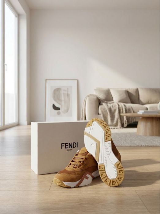 Adidasi F E N D I Flow Low Top Maro