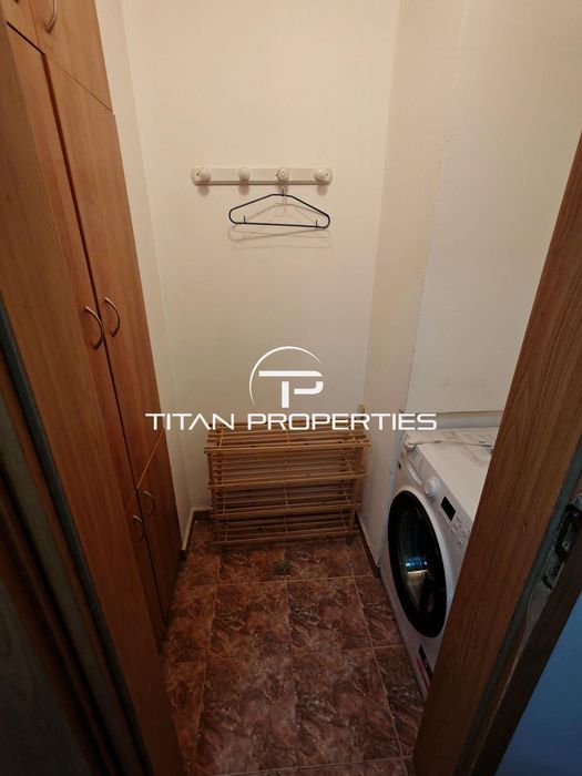 Дава се под наем Тристаен апартамент в Пловдив, Младежки Хълм - 130 кв.м за 600 € - Снимка #11