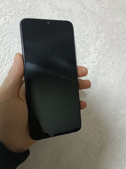Redmi A2+ 64gb Сатам строго 16000 тг