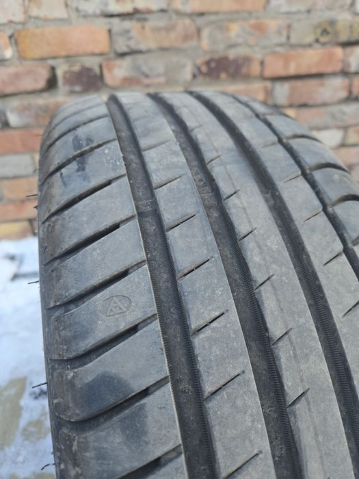 Продам диски с резиной 225/40r18