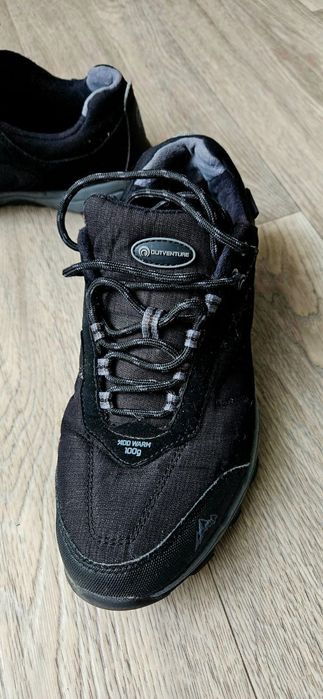 Кроссовки осенние