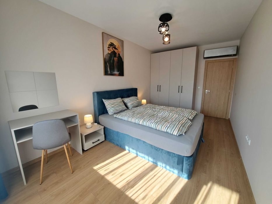 Дава се под наем Двустаен апартамент в к.к. Св.Св. Константин и Елена - 76 кв.м за 612 € - Снимка #11