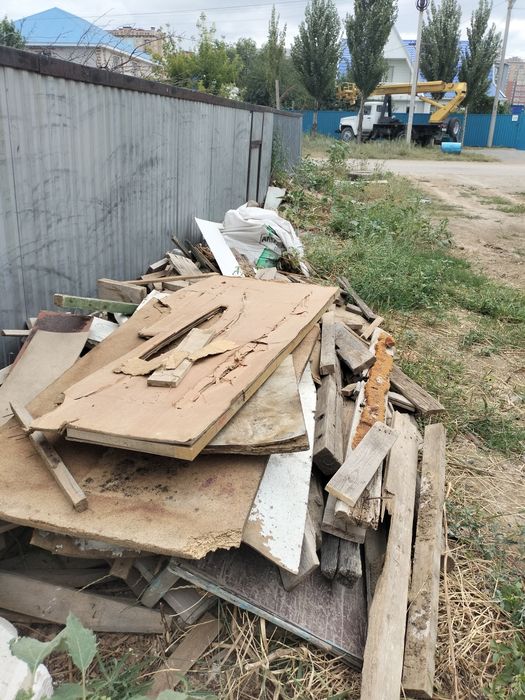 Дрова матрасы отдам бесплатно