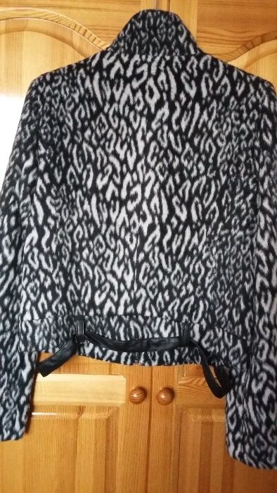 Яке MOTIVI Италия с Декорации Кожа и Луксозен плат! НОВО! Р-р М !