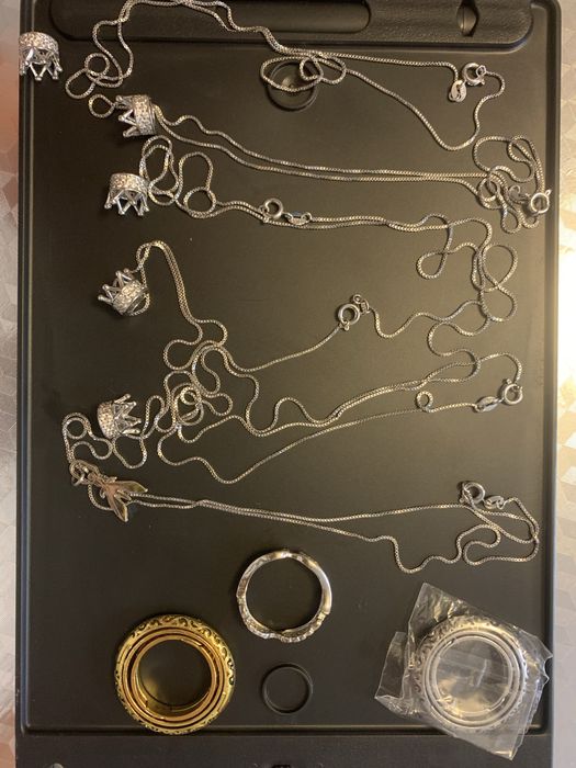 Lot obiecte colectie lantisoare si inele noi silver/inox cadou king