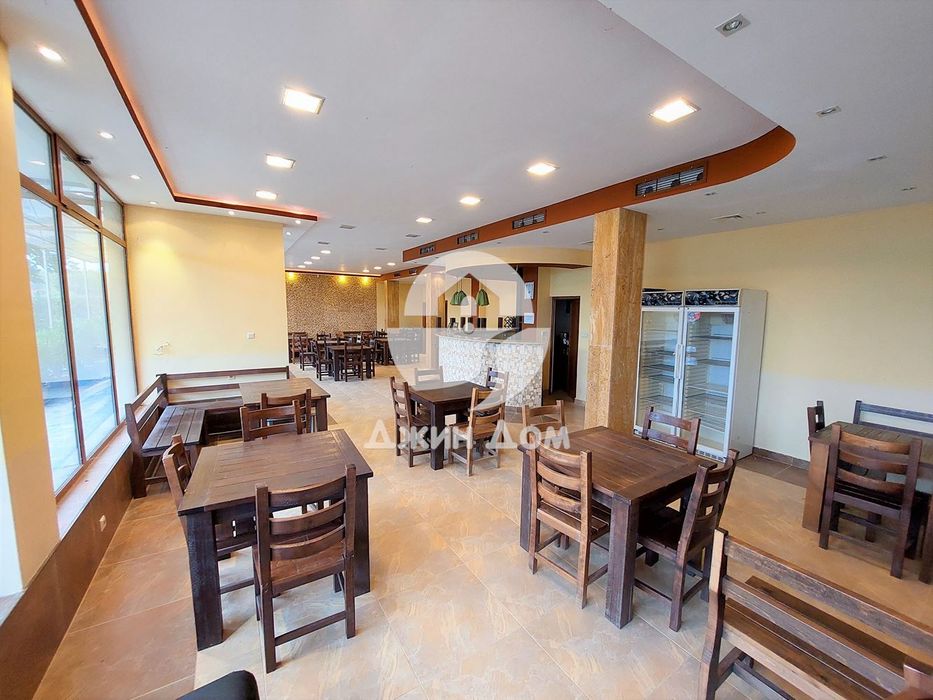 Продава се Заведение в Черноморец - 192 кв.м за 1042 €/кв.м - Снимка #1