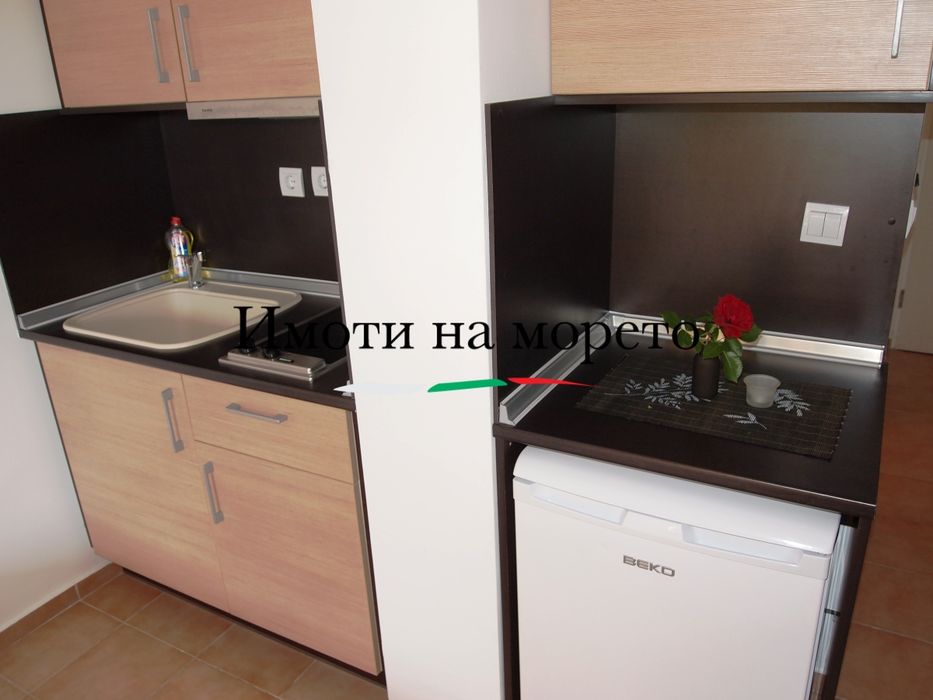 Продава се нов студио апартамент на брега на морето, Ахелой