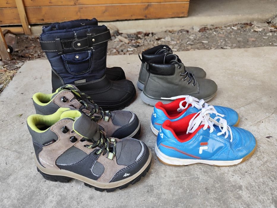 Lot Papuci copii mărime 29