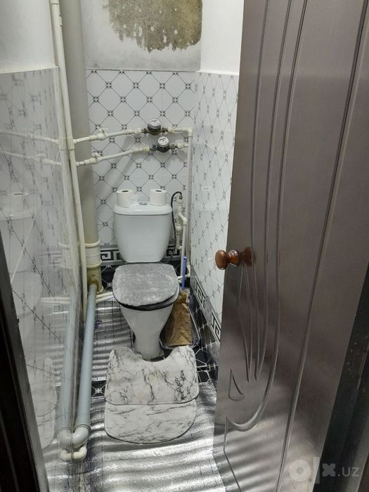 3 xonali kvartira ijaraga beriladi.