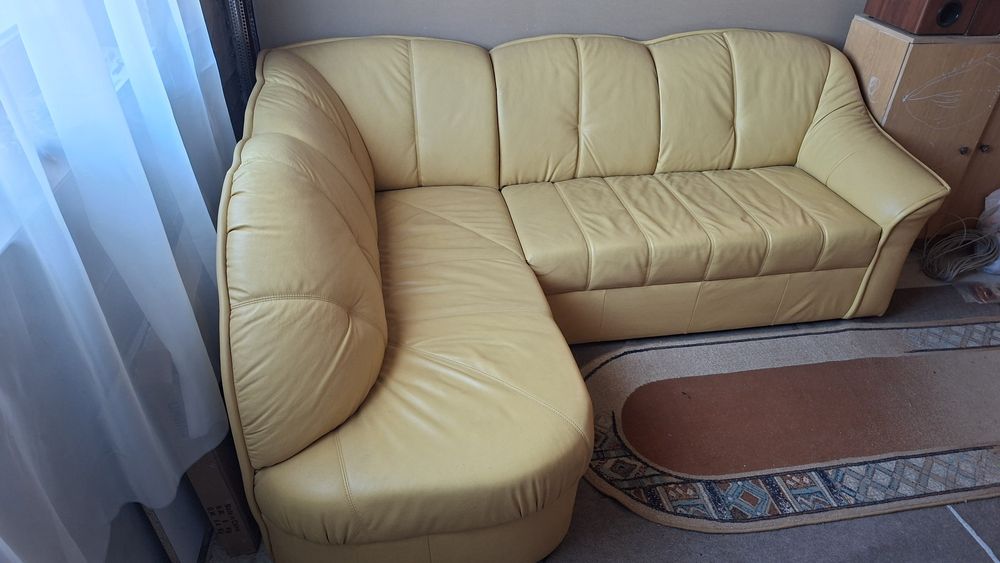 Canapea din piele naturala