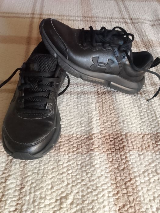 Дамски маратонки  under armour