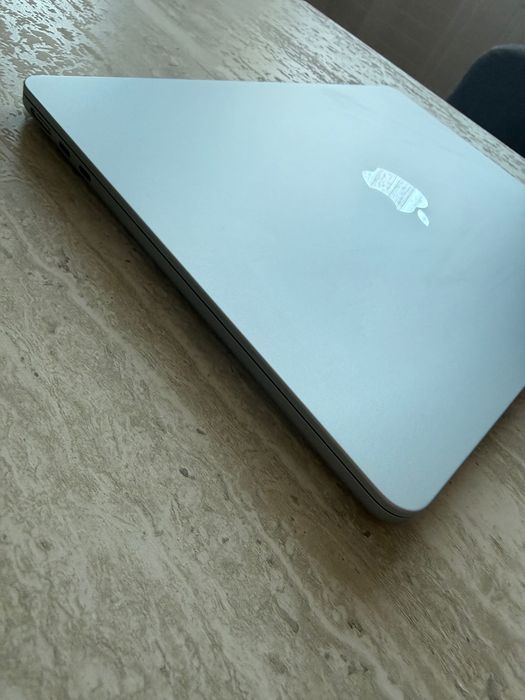 Macbook air M5 16 GB RAM 512 SSD