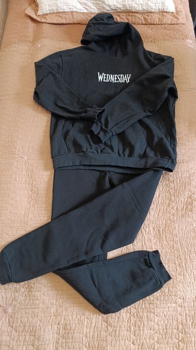 Утеплённый костюм Wednesday на девочку 10-12 лет