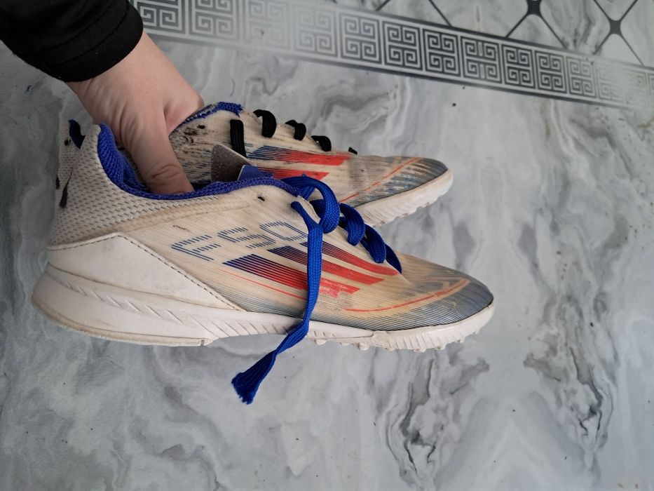 Адидас ф50 оригинал 37-38 размер