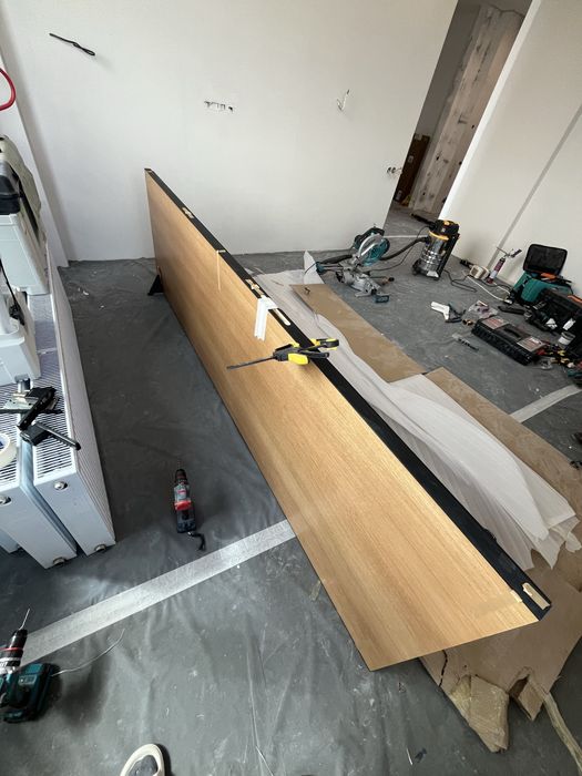 Установка скрытых дверей