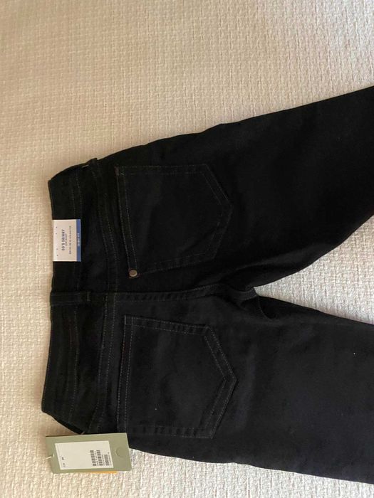 Нови, плътни дънки