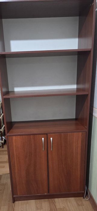 Продаётся шкаф в отличном состоянии
