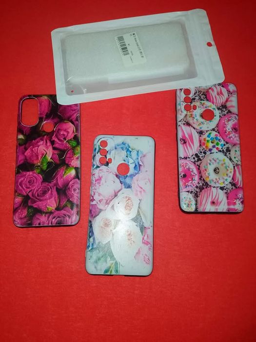 Motorola E40, три бр. комплект