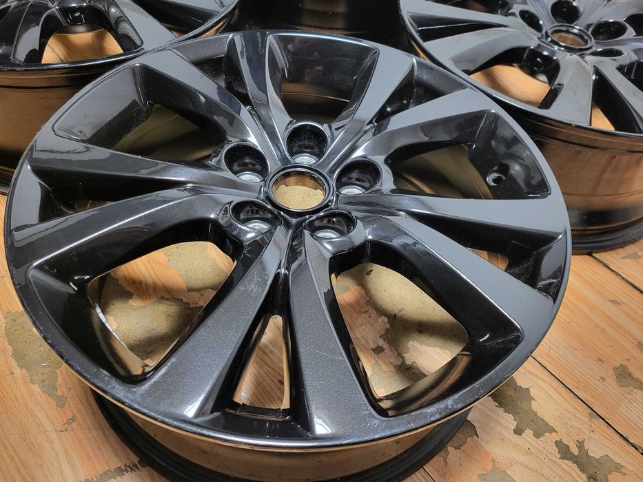 Mazda 18" 5х114,3 оригинални джанти Мазда